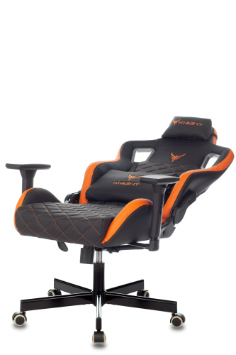 Кресло игровое Knight OUTRIDER черный/оранжевый ромбик эко.кожа с подголов. крестовина металл. Фото №7
